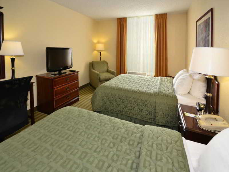 ستونتون Comfort Inn & Suites الغرفة الصورة